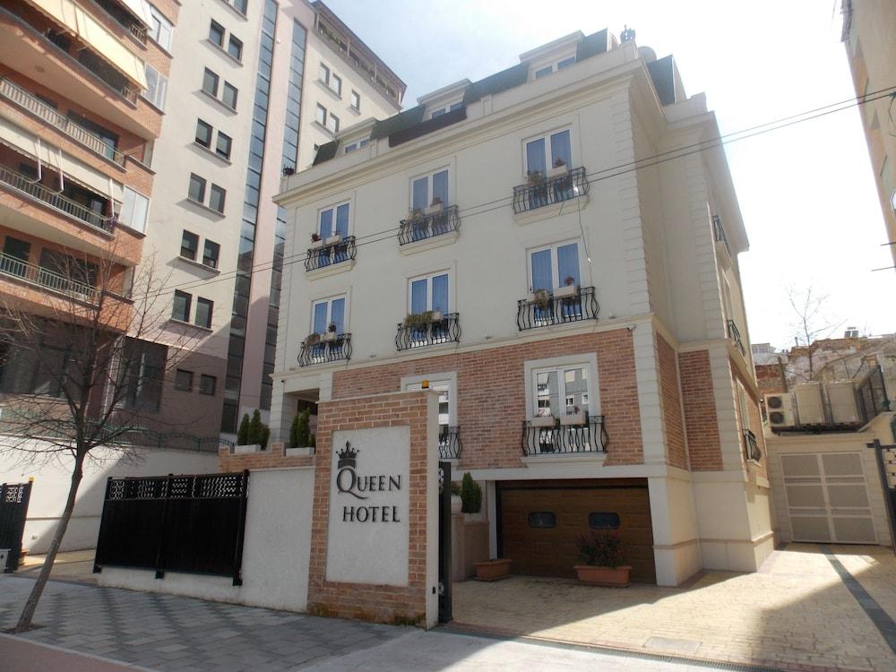 Hotel Queen Selitë e Vogël Екстериор снимка
