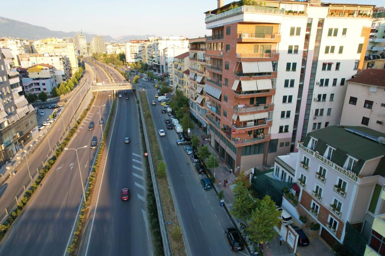 Hotel Queen Selitë e Vogël Екстериор снимка
