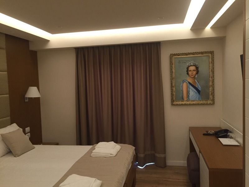Hotel Queen Selitë e Vogël Екстериор снимка