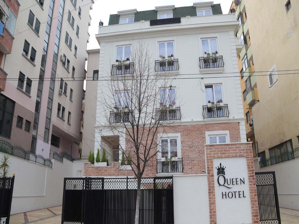 Hotel Queen Selitë e Vogël Екстериор снимка